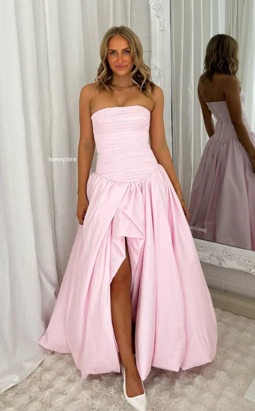 AJE - VIOLETTE BUBBLE HEM MAXI PINK