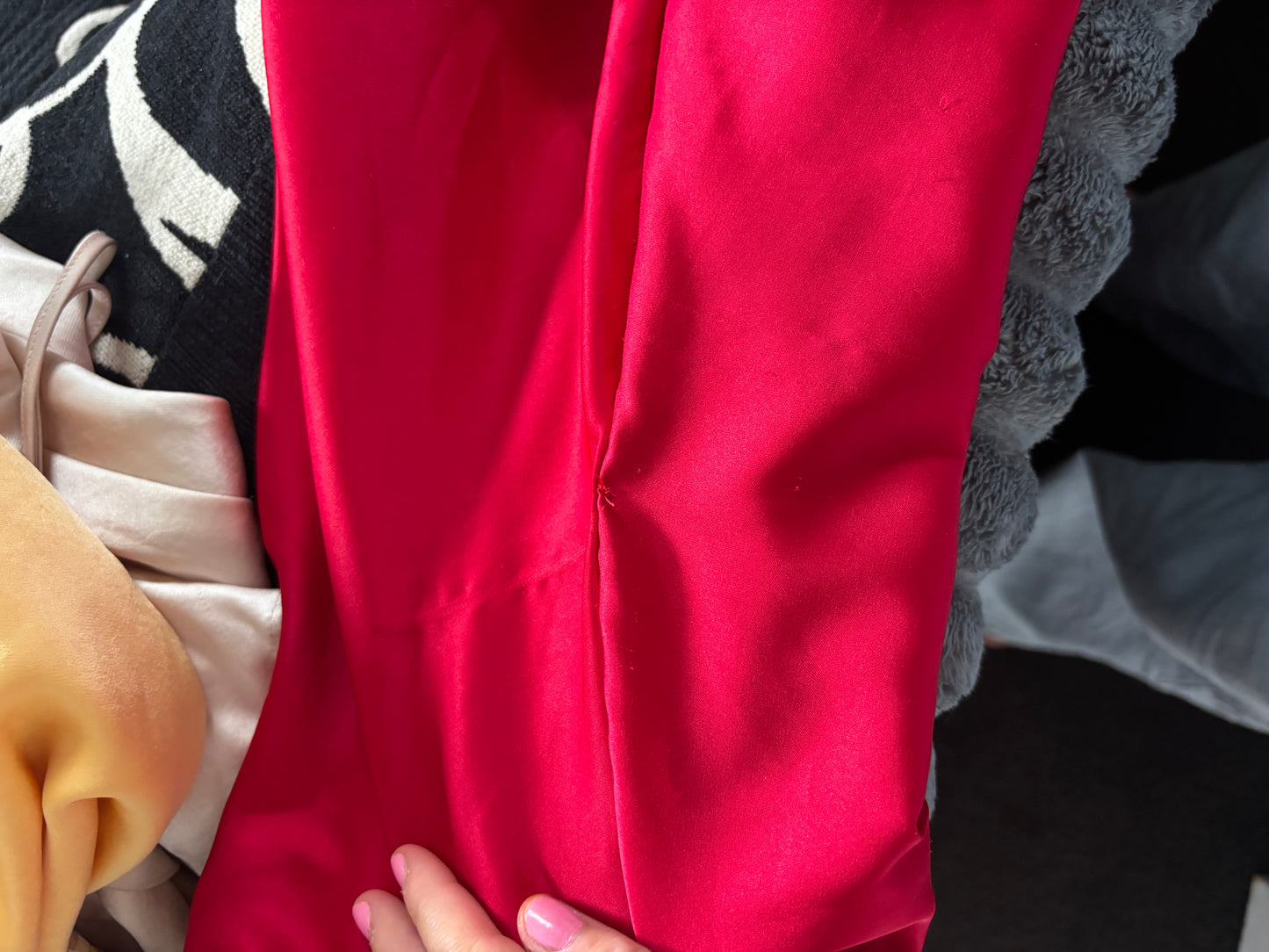 HNTR THE LABLE -IKA GOWN