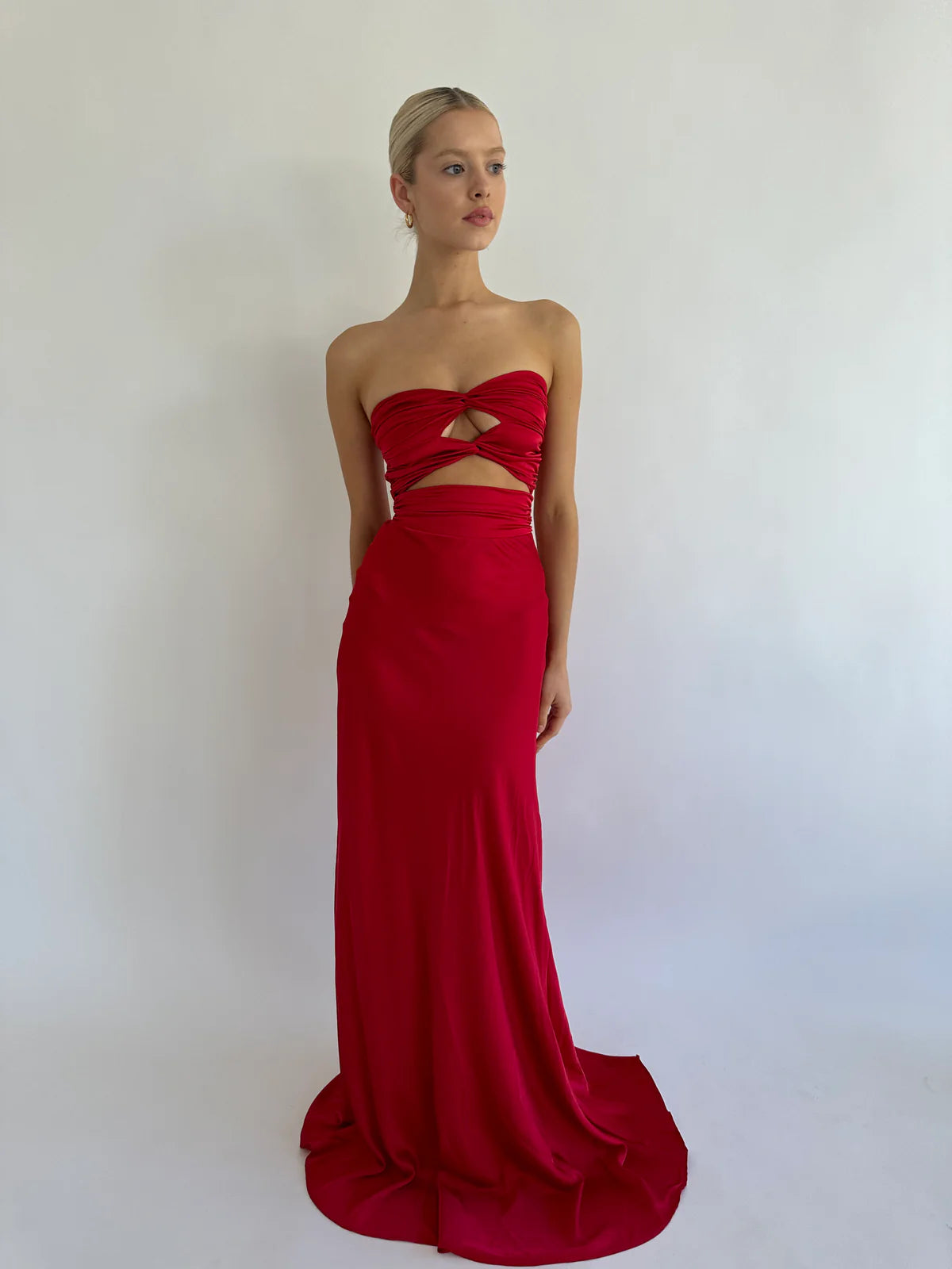 HNTR THE LABLE -IKA GOWN
