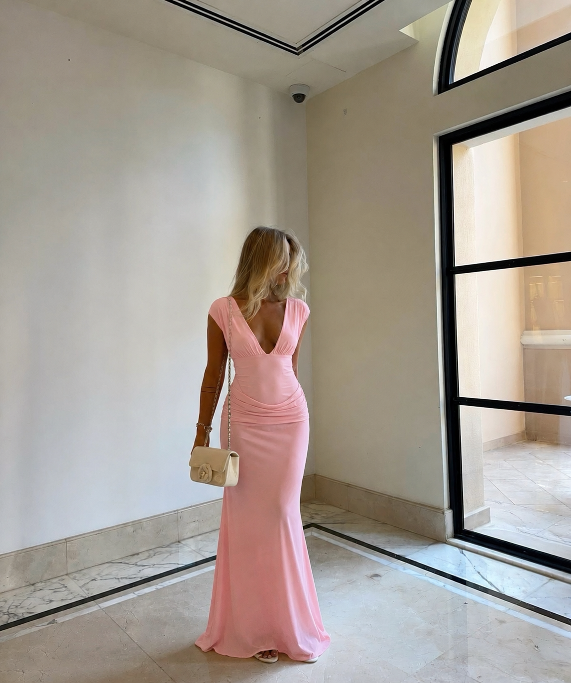 PRETTY LITTLE THING- PLUNGE MAXI PINK