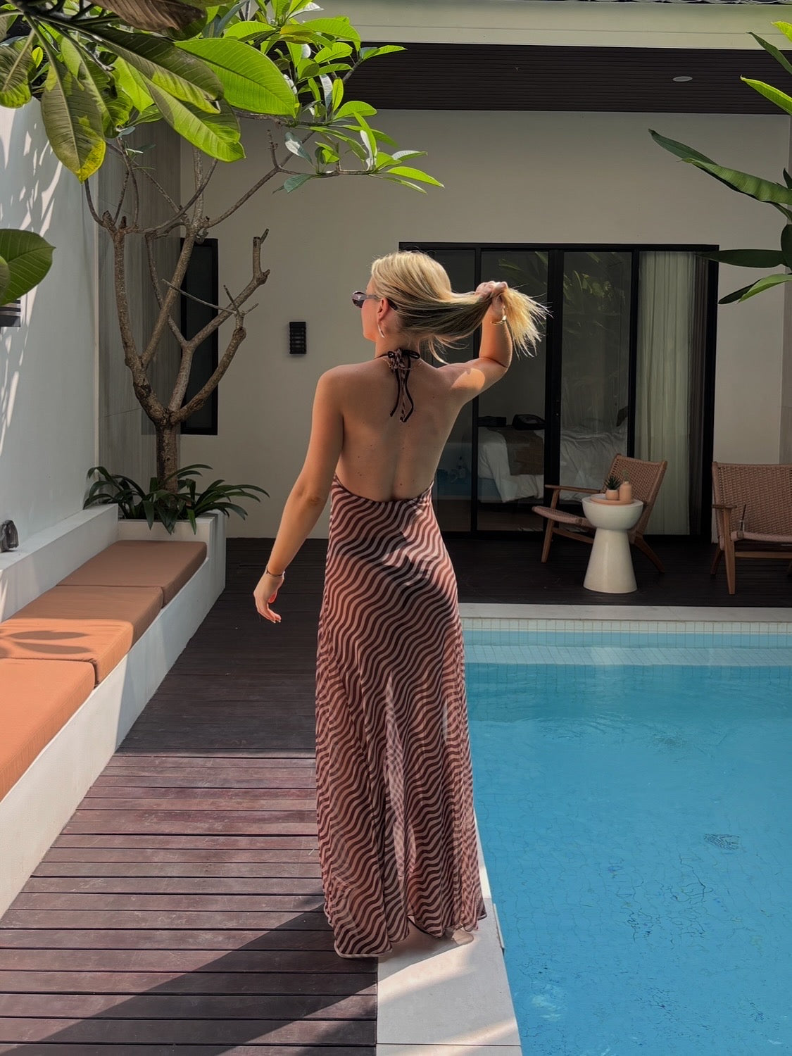 DESIGN BY SI - LUNIA MESH DRESS WITH OPEN BACK