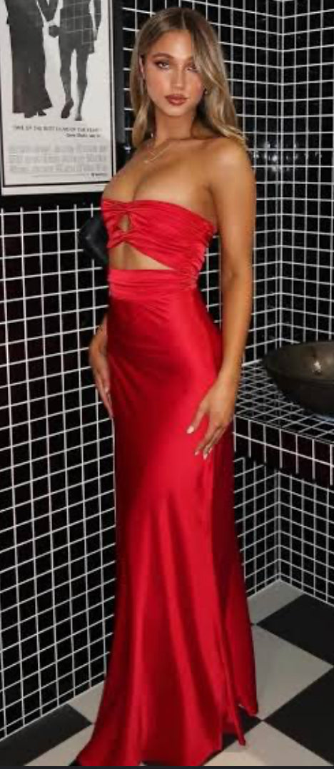 HNTR THE LABLE -IKA GOWN