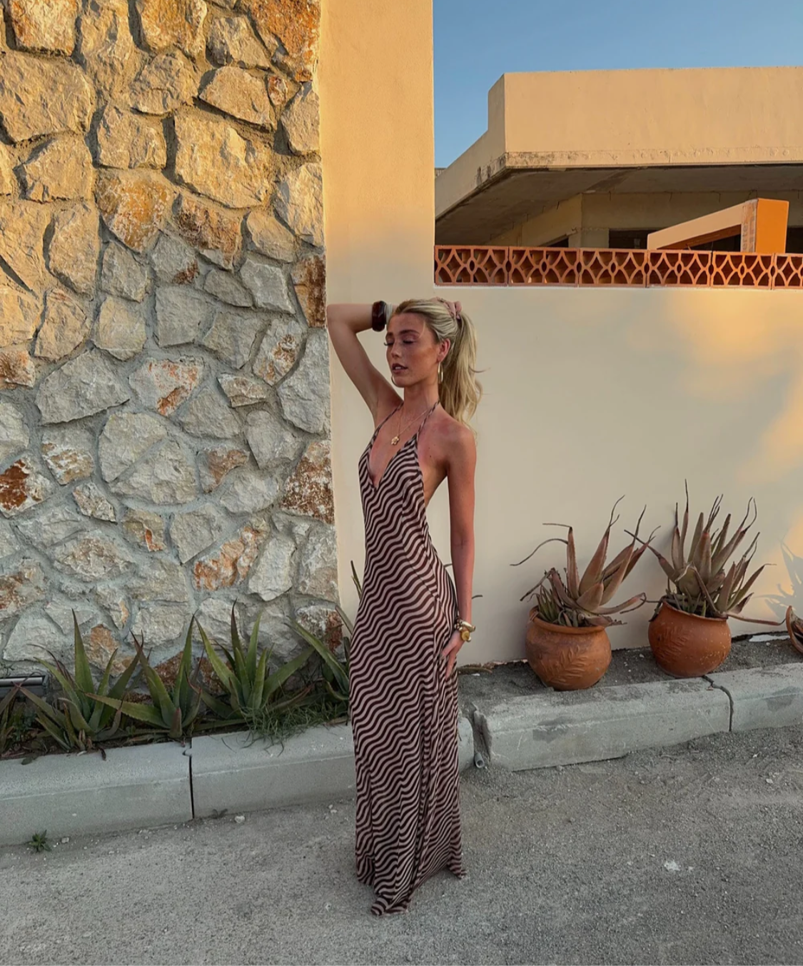 DESIGN BY SI - LUNIA MESH DRESS WITH OPEN BACK