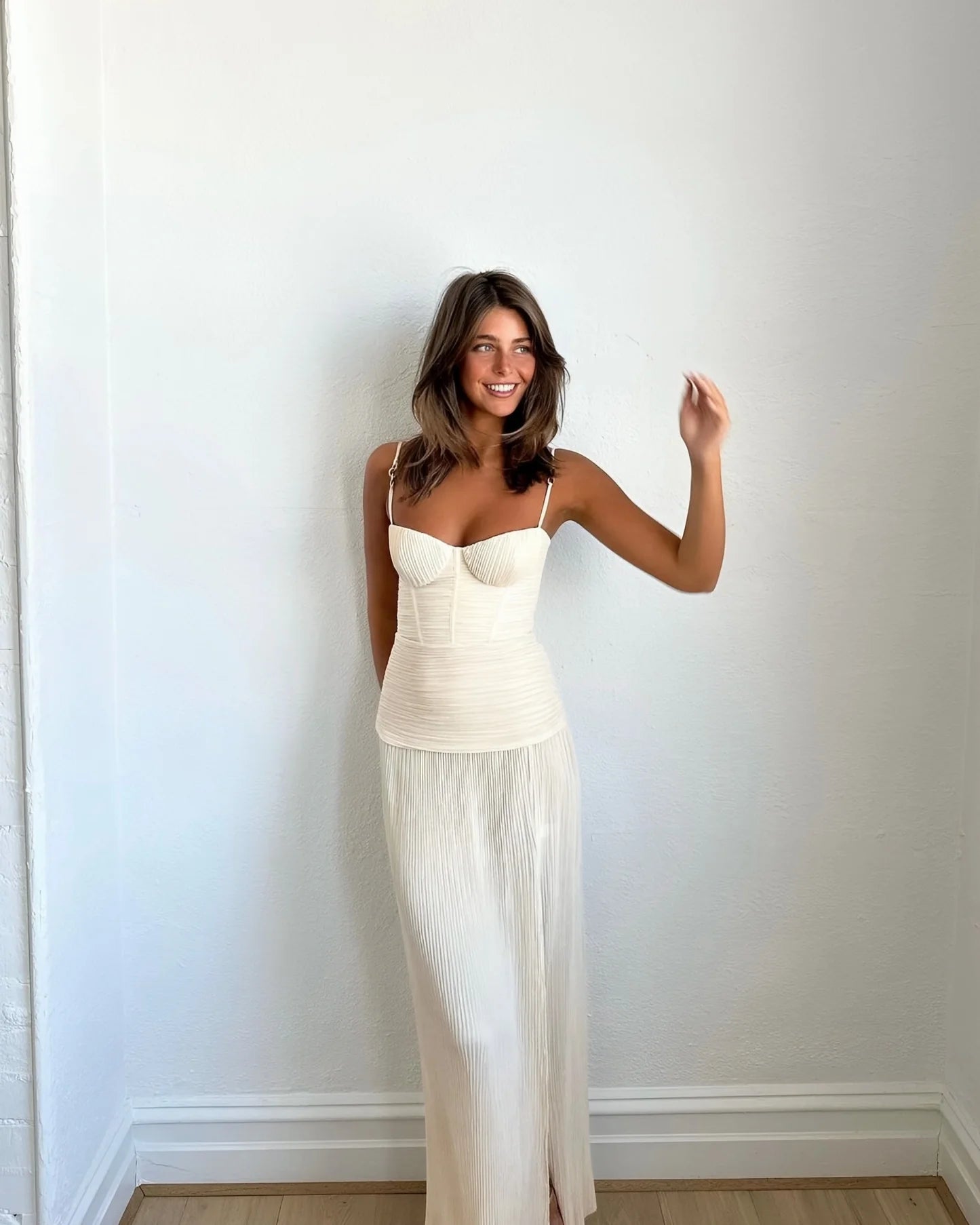 MANNING CARTELL -DUBBLE TIME PLEATED DRESS CREAM BAIGE – Fundarentals