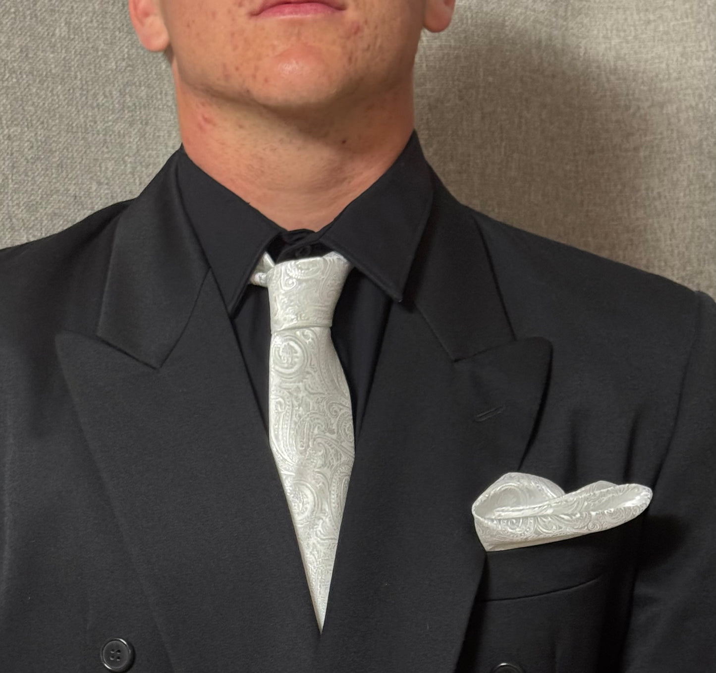 DRESS TIE - WHITE