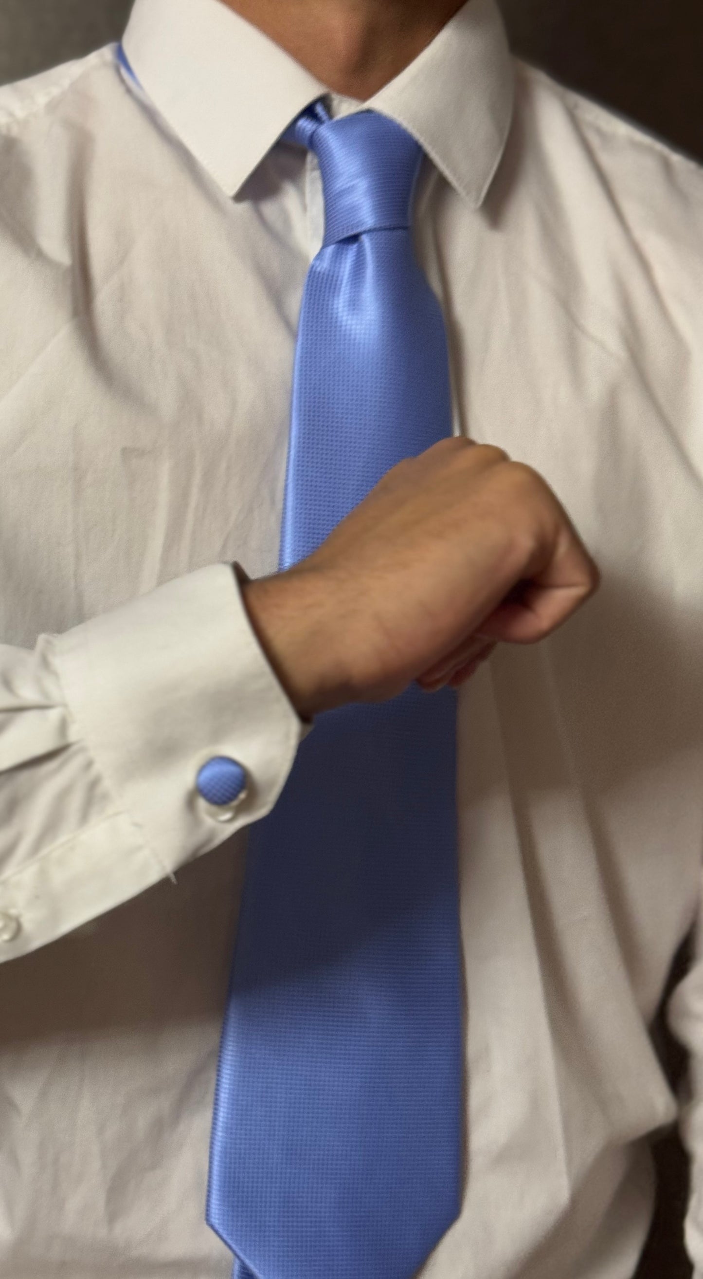 DRESS TIE - LIGHT BLUE