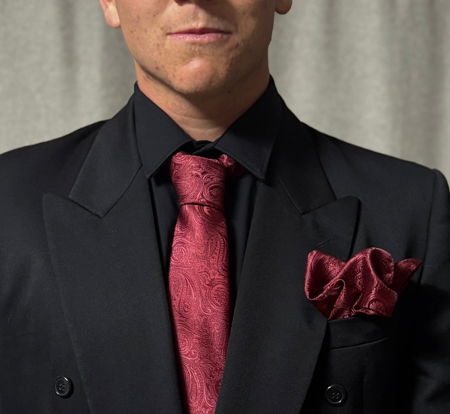 DRESS TIE - WINE RED