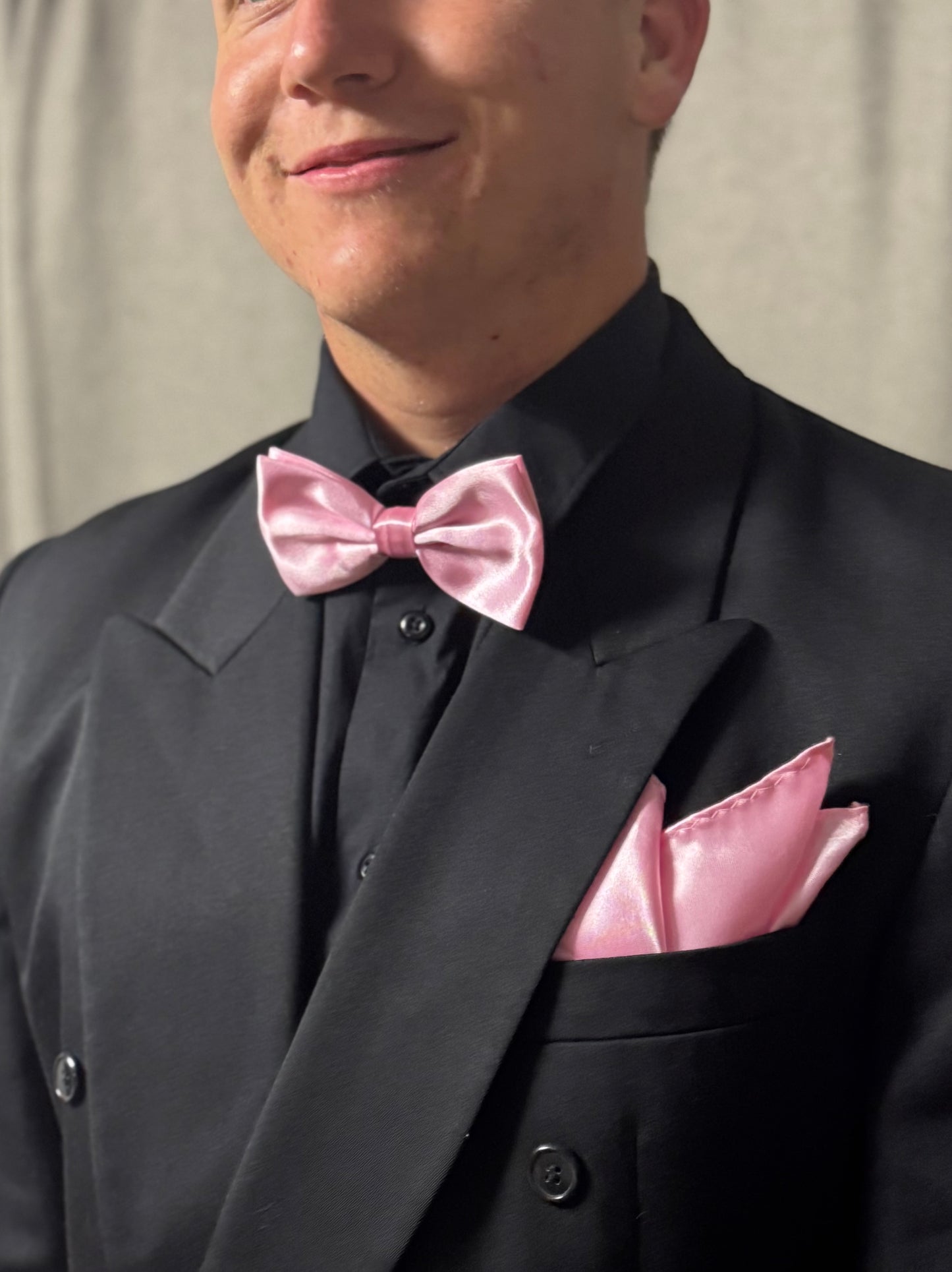 BOW TIE - PINK