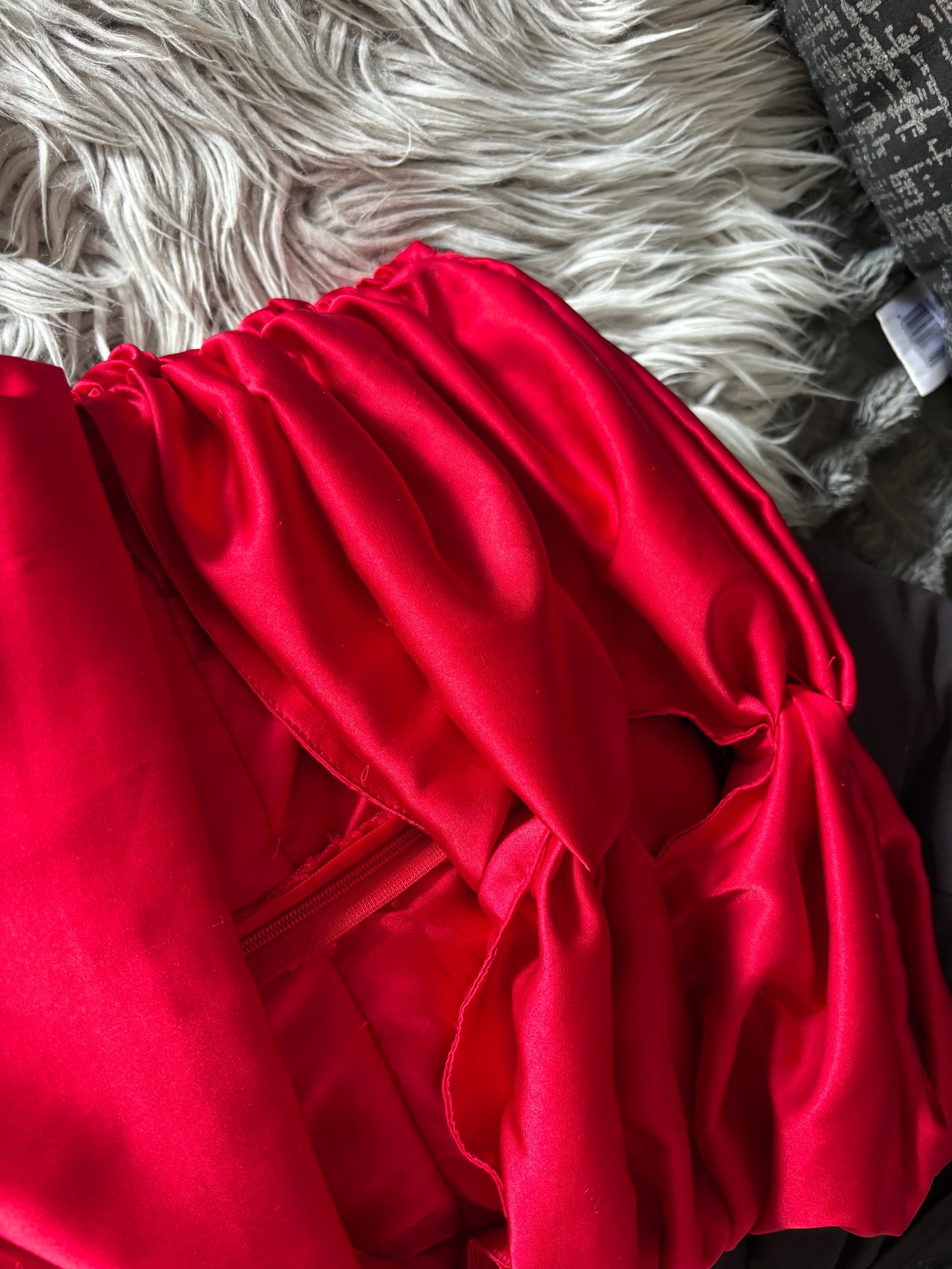 HNTR THE LABLE -IKA GOWN