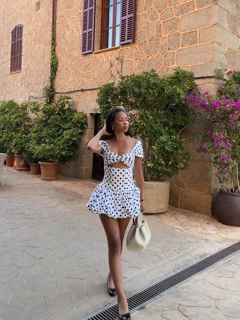 MISS CIRCLE -UMIKA MINI DRESS