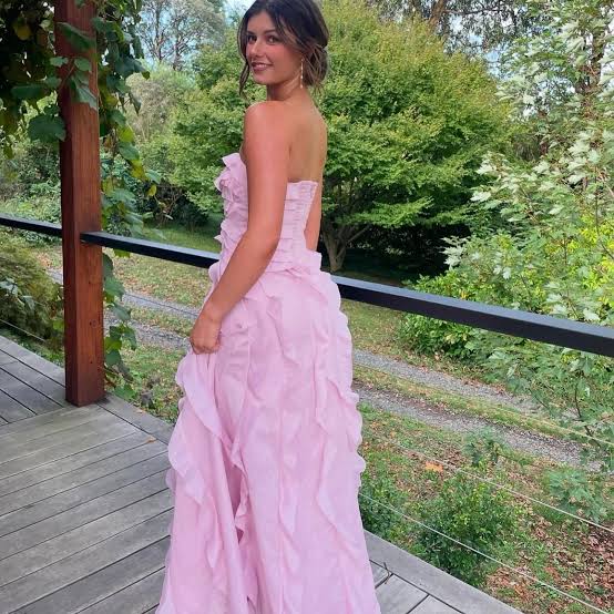 AJE-ALLAIRE GOWN