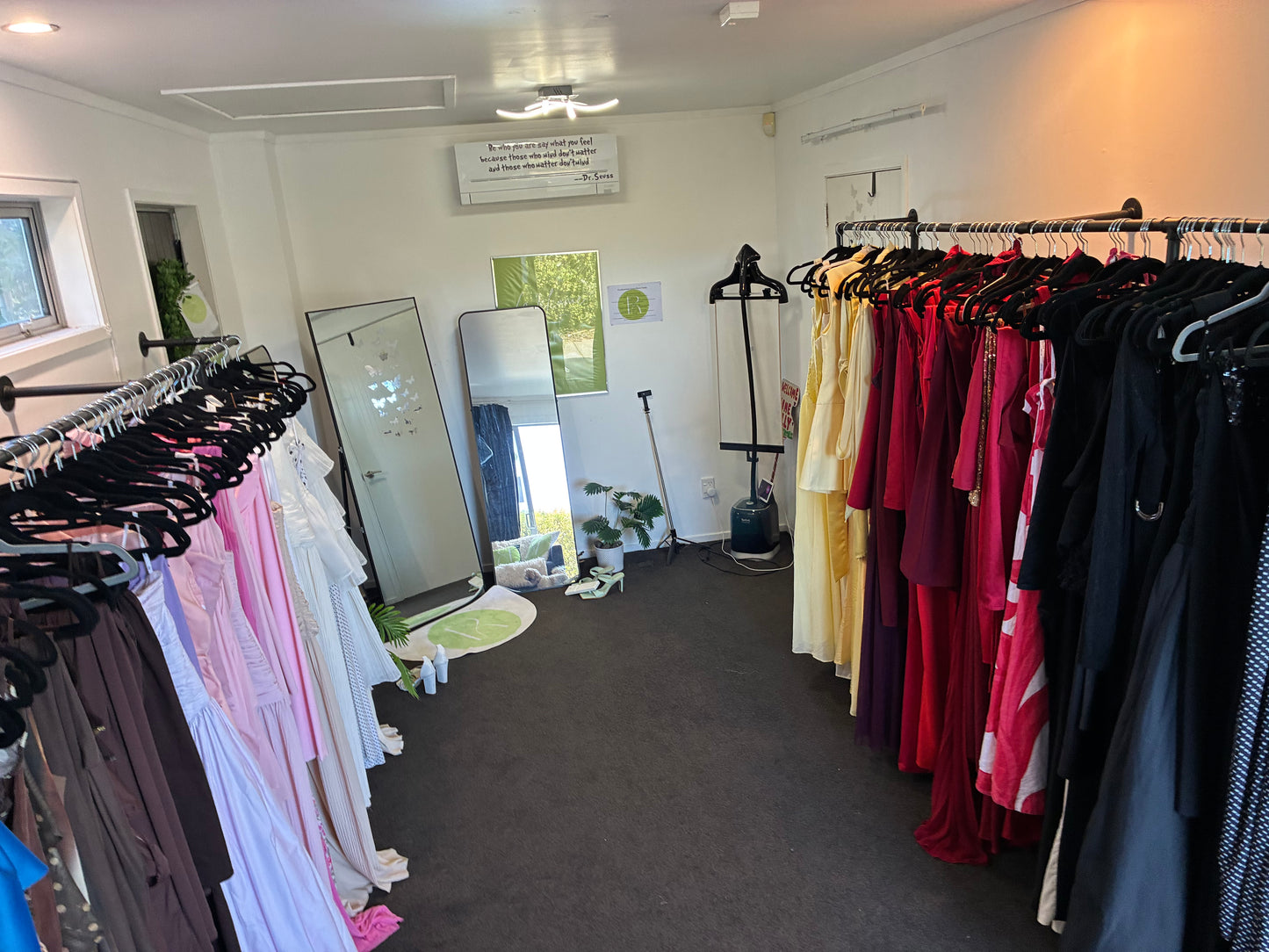 TRY ON BOOKING