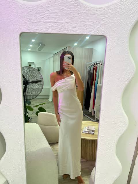 NATALIE ROLT -MONIKA GOWN white