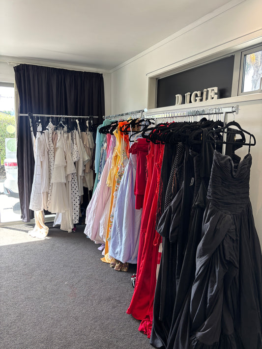 TRY ON BOOKING