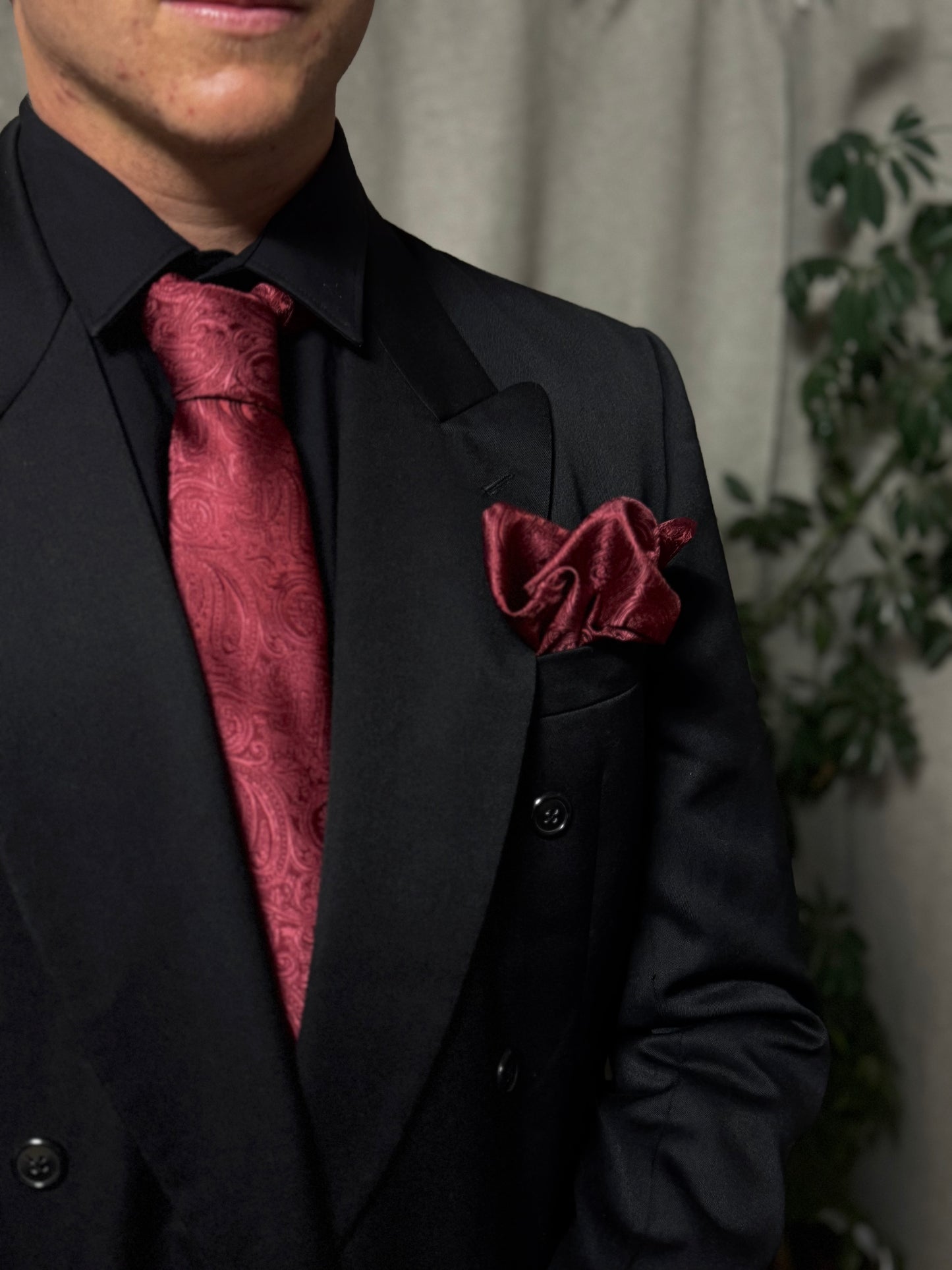 DRESS TIE - WINE RED