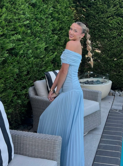 LIONESS - FIELD OF DREAMS MAXI (Soft Blue)